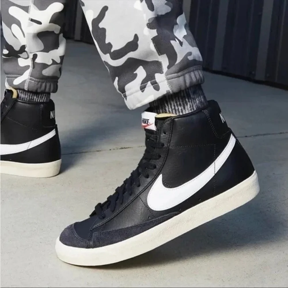 Nike Blazer Mid 77 Black Leather High Top Sneakers Mens 5.5 Lace Up Trainers
